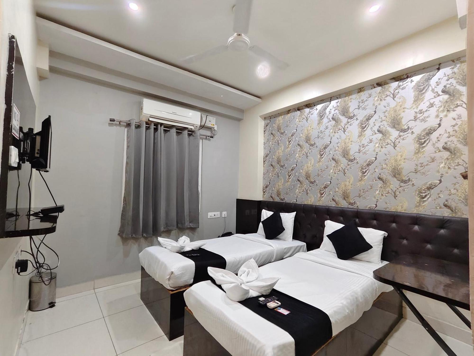 Hotel Grandview Kondapur  Exterior photo